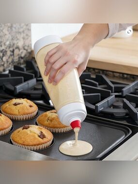 Universal pancake Batter Dispenser Bottle for Home Baking